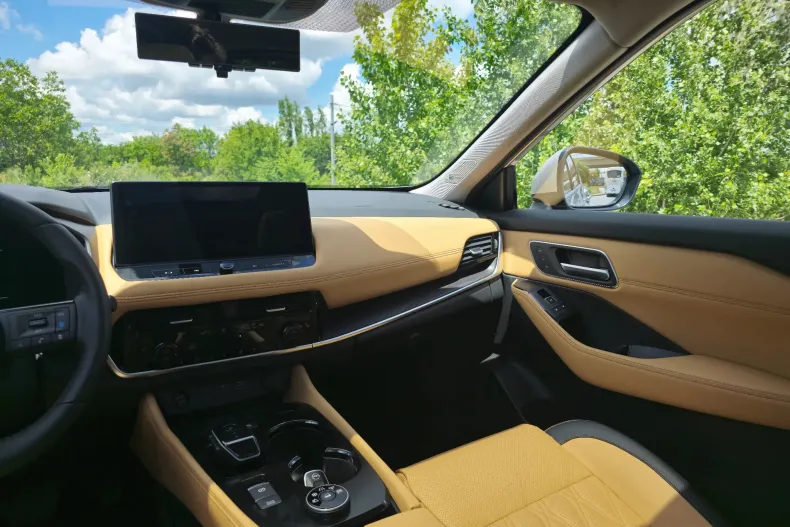 Nissan X-Trail din 2025 cu 2.500 km - oferta NIS162711 - foto 17