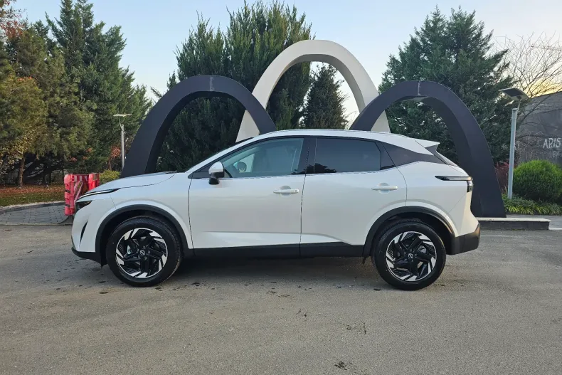 Nissan Qashqai din 2025 cu 5 km - oferta NIS162714 - foto 2