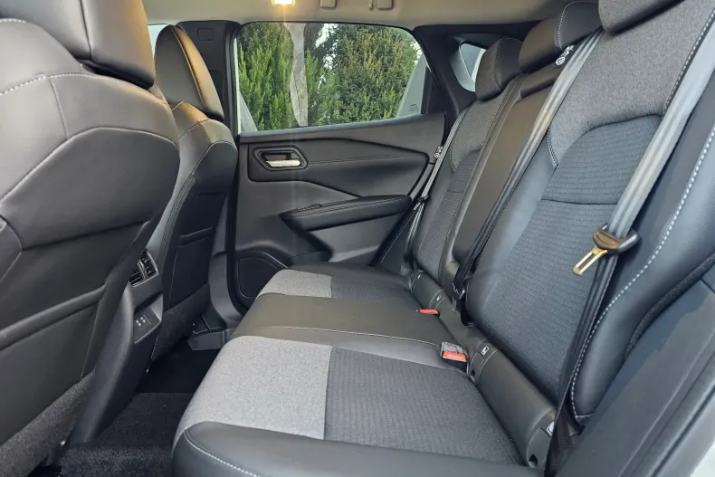 Nissan Qashqai din 2025 cu 5 km - oferta NIS162714 - foto 16