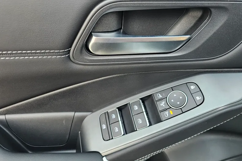 Nissan Qashqai din 2025 cu 5 km - oferta NIS162714 - foto 20