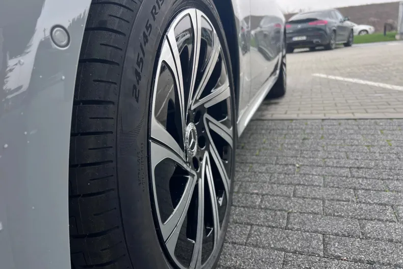 Mercedes-Benz E din 2025 cu 10 km - oferta MER162716 - foto 16