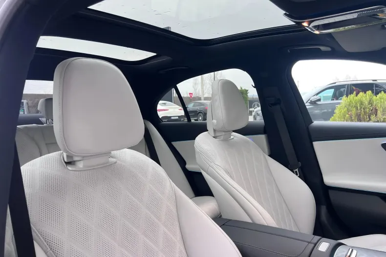 Mercedes-Benz E din 2025 cu 10 km - oferta MER162716 - foto 19