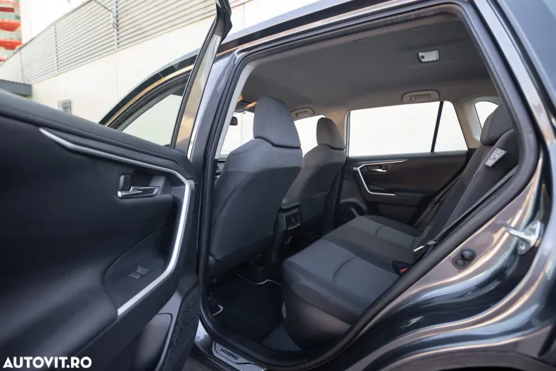 Toyota RAV4 din 2021 cu 123.197 km - oferta TOY162721 - foto 13