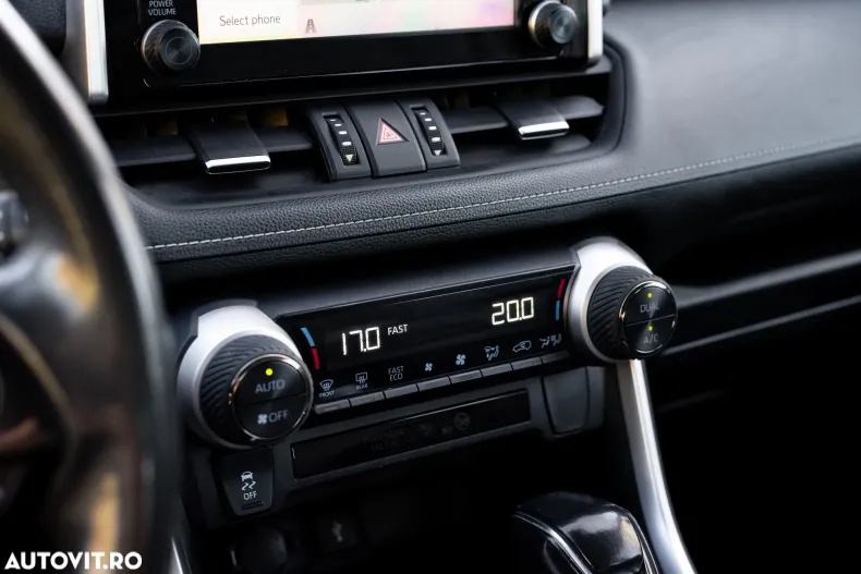 Toyota RAV4 din 2021 cu 123.197 km - oferta TOY162721 - foto 15