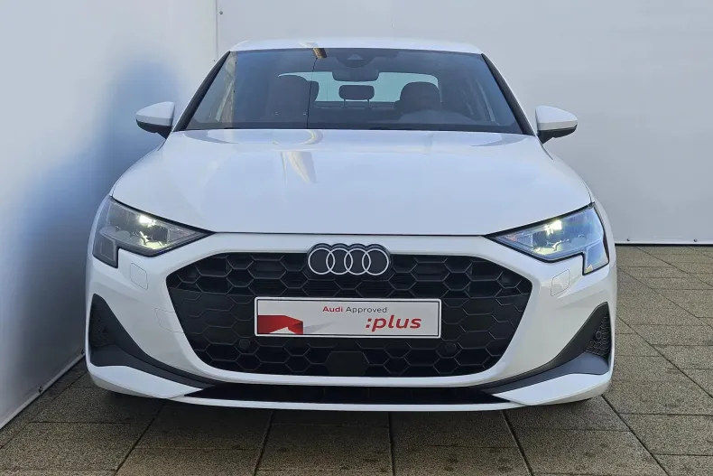 Audi A3 din 2023 cu 120 km - oferta AUD162730 - foto 2