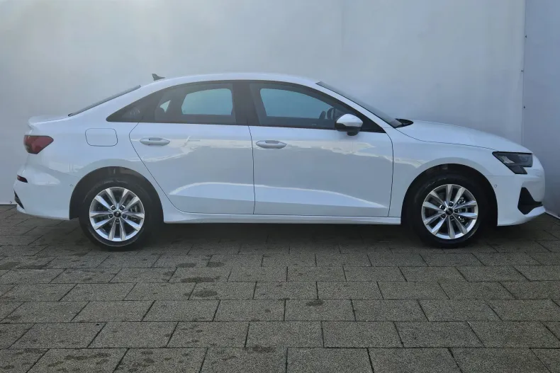 Audi A3 din 2023 cu 120 km - oferta AUD162730 - foto 7