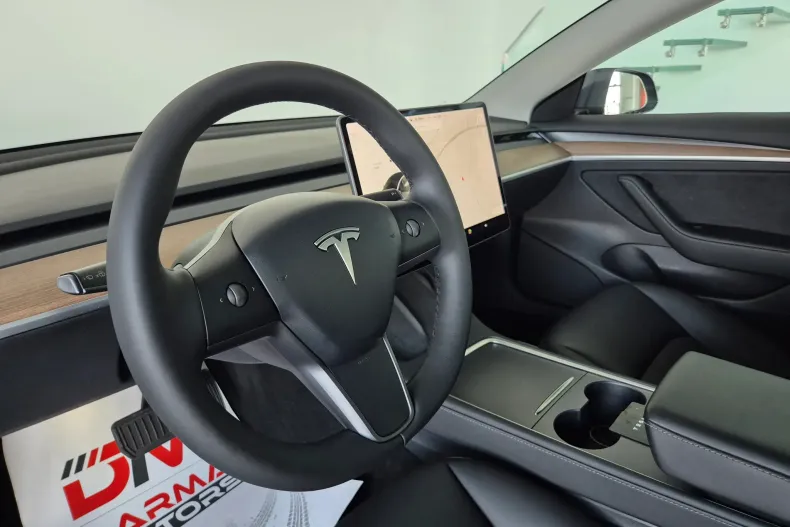 Tesla Model 3 din 2021 cu 71.000 km - oferta TES162731 - foto 9