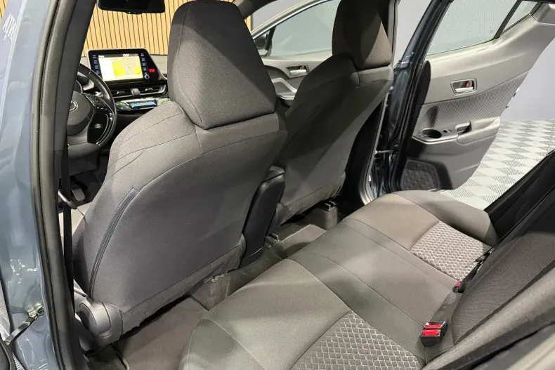 Toyota C-HR din 2021 cu 60.241 km - oferta TOY162735 - foto 20