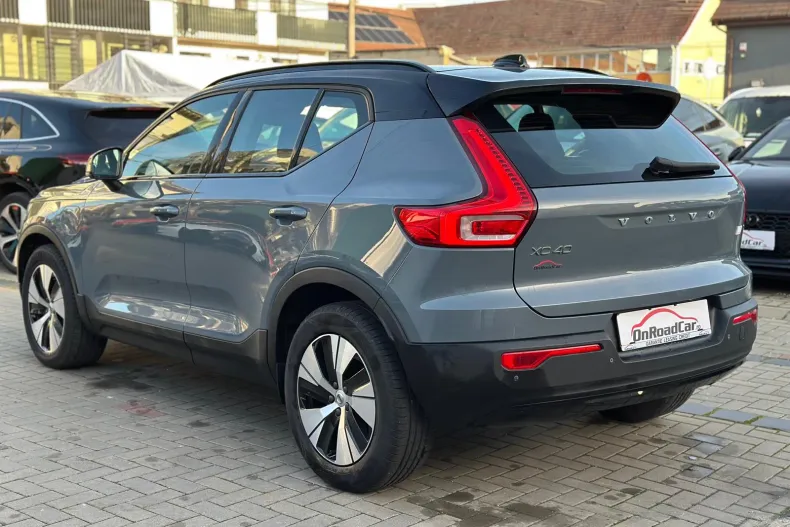 Volvo XC40 din 2020 cu 72.776 km - oferta VOL162736 - foto 3