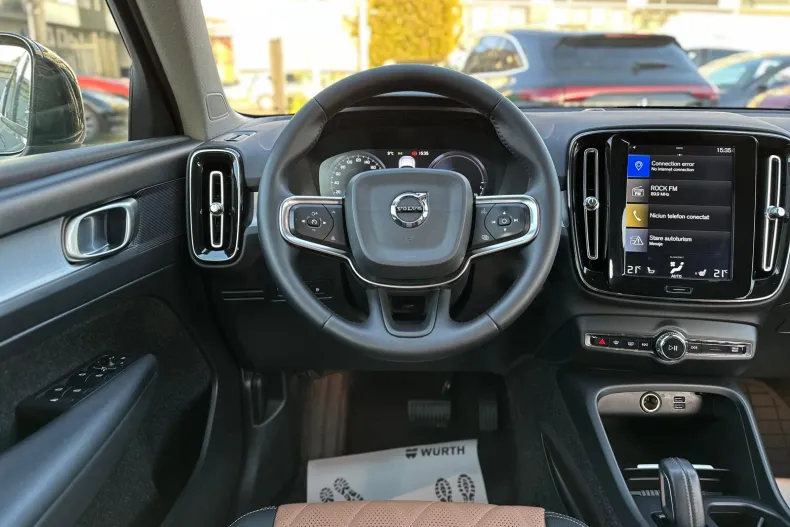 Volvo XC40 din 2020 cu 72.776 km - oferta VOL162736 - foto 7