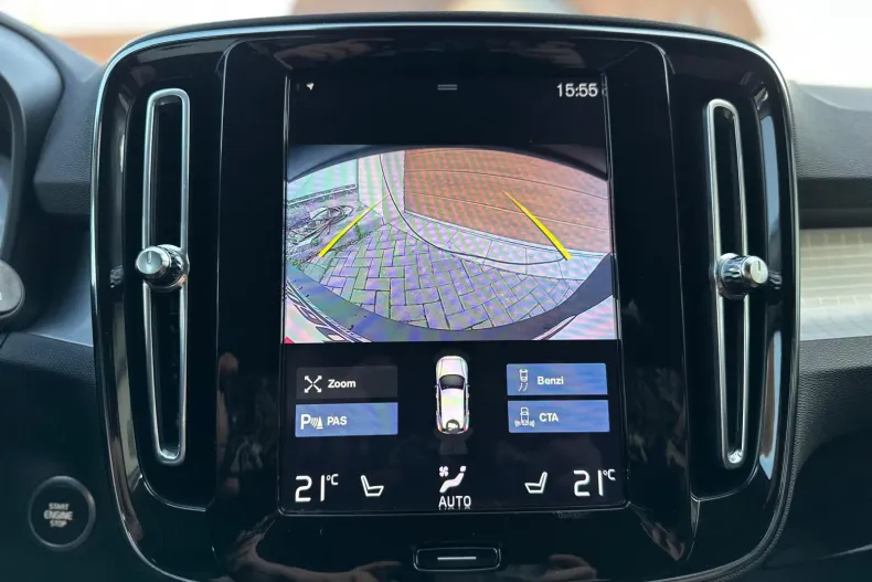 Volvo XC40 din 2020 cu 72.776 km - oferta VOL162736 - foto 10