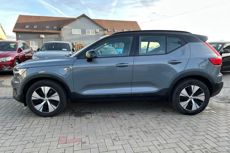 Volvo XC40 din 2020 cu 72.776 km - oferta VOL162736 - foto 13