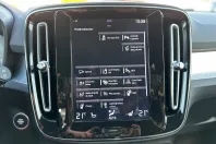 Volvo XC40 din 2020 cu 72.776 km - oferta VOL162736 - foto 25