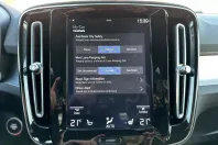 Volvo XC40 din 2020 cu 72.776 km - oferta VOL162736 - foto 29