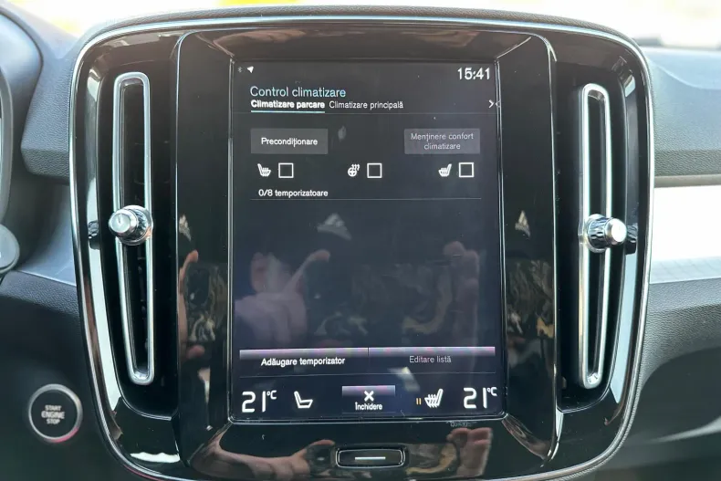 Volvo XC40 din 2020 cu 72.776 km - oferta VOL162736 - foto 31