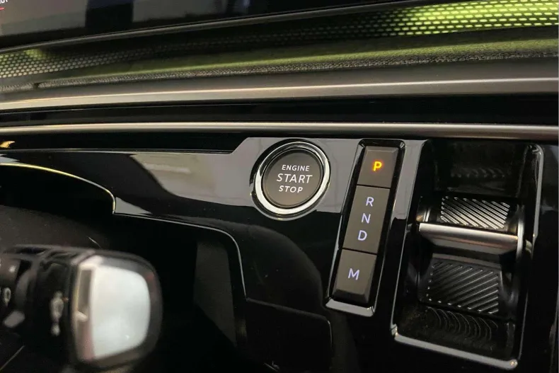 Peugeot 3008 din 2025 cu 3.900 km - oferta PEU162739 - foto 21