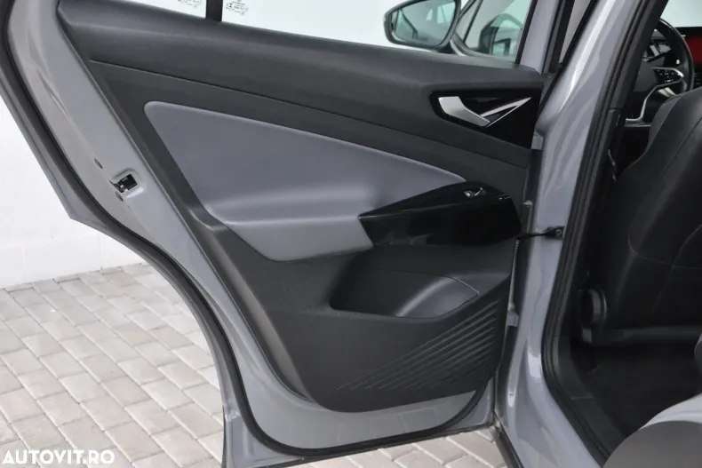 Volkswagen ID.4 din 2022 cu 64.715 km - oferta VOL162745 - foto 26