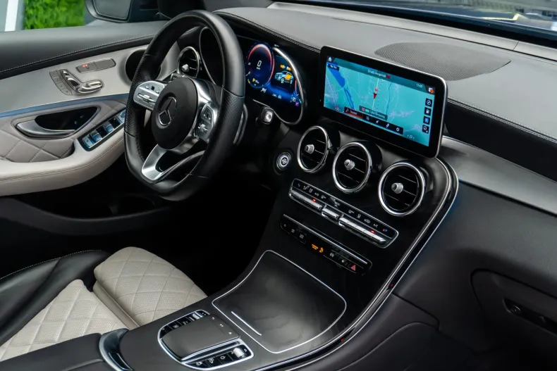 Mercedes-Benz GLC din 2021 cu 105.263 km - oferta MER162747 - foto 31