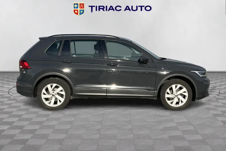 Volkswagen Tiguan din 2023 cu 83.854 km - oferta VOL162748 - foto 7
