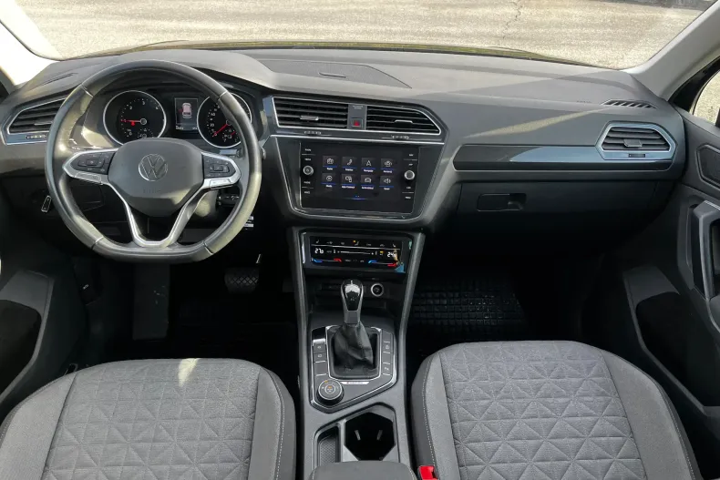 Volkswagen Tiguan din 2023 cu 83.854 km - oferta VOL162748 - foto 13