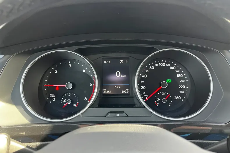 Volkswagen Tiguan din 2023 cu 83.854 km - oferta VOL162748 - foto 15