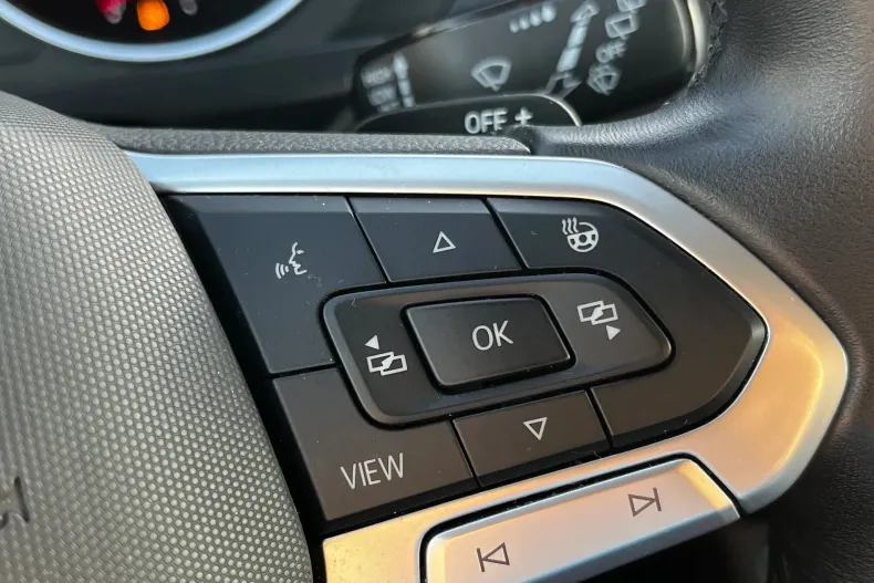 Volkswagen Tiguan din 2023 cu 99.933 km - oferta VOL162749 - foto 17