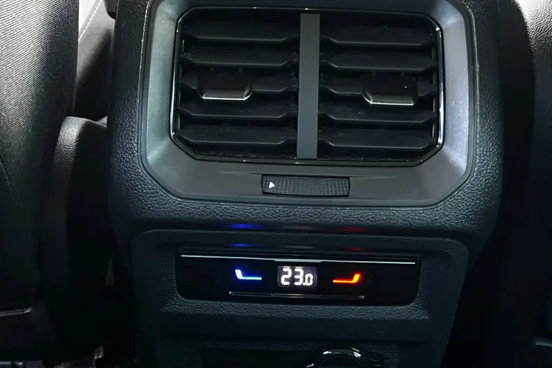 Volkswagen Tiguan din 2023 cu 82.529 km - oferta VOL162750 - foto 12