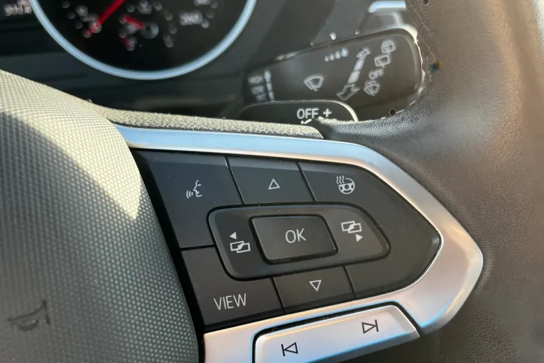 Volkswagen Tiguan din 2023 cu 82.529 km - oferta VOL162750 - foto 17