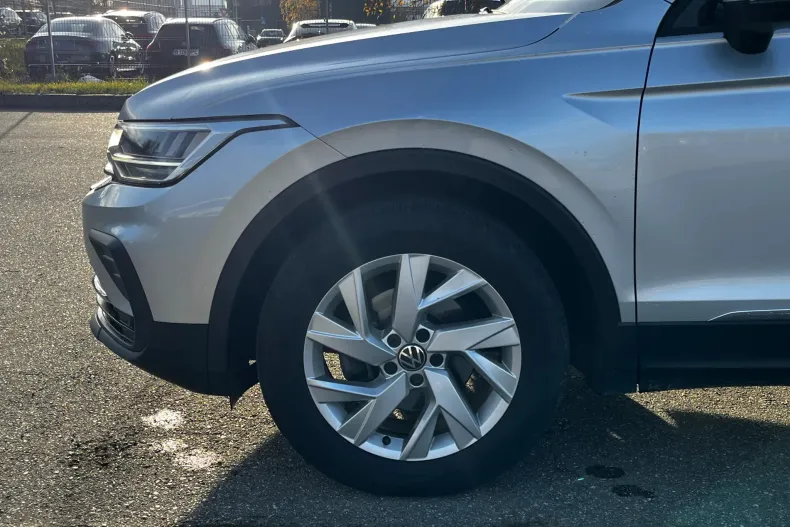 Volkswagen Tiguan din 2023 cu 82.529 km - oferta VOL162750 - foto 25
