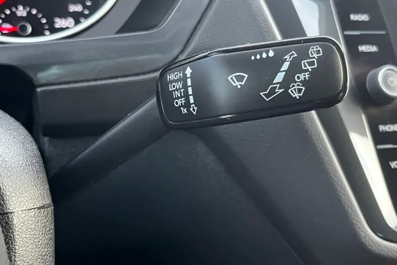 Volkswagen Tiguan din 2023 cu 85.285 km - oferta VOL162751 - foto 19