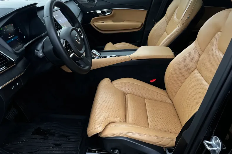 Volvo XC90 din 2023 cu 54.401 km - oferta VOL162753 - foto 10