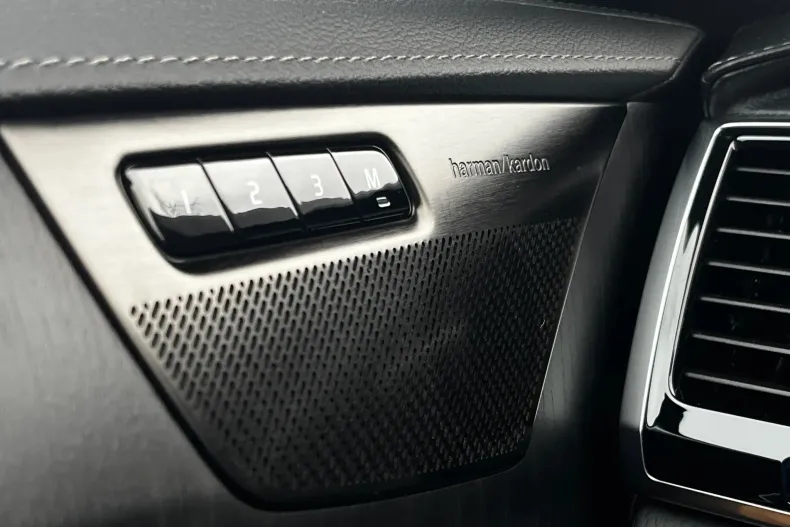 Volvo XC90 din 2023 cu 54.401 km - oferta VOL162753 - foto 22