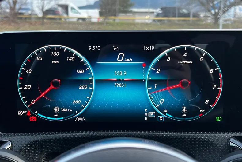 Mercedes-Benz CLA din 2019 cu 79.831 km - oferta MER162755 - foto 15