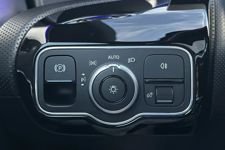 Mercedes-Benz CLA din 2019 cu 79.831 km - oferta MER162755 - foto 20