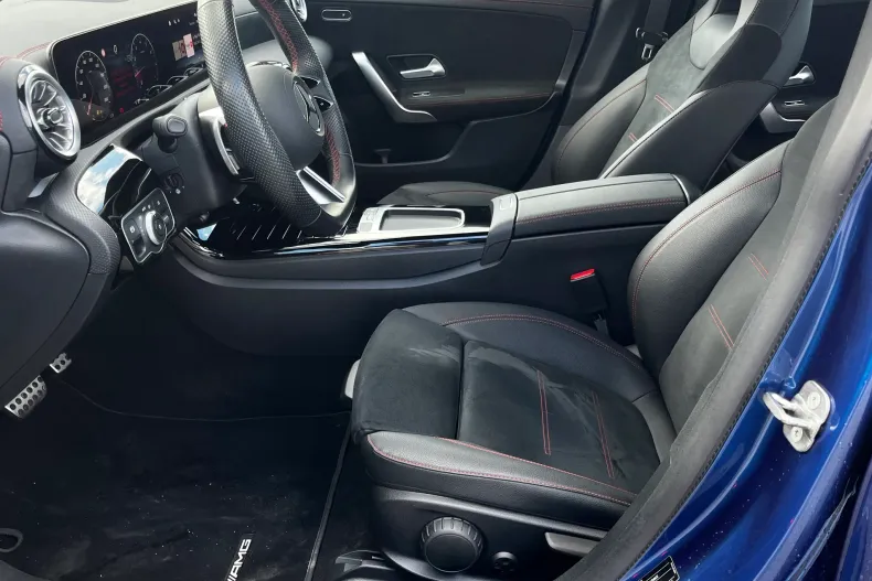 Mercedes-Benz CLA din 2024 cu 12.446 km - oferta MER162756 - foto 10