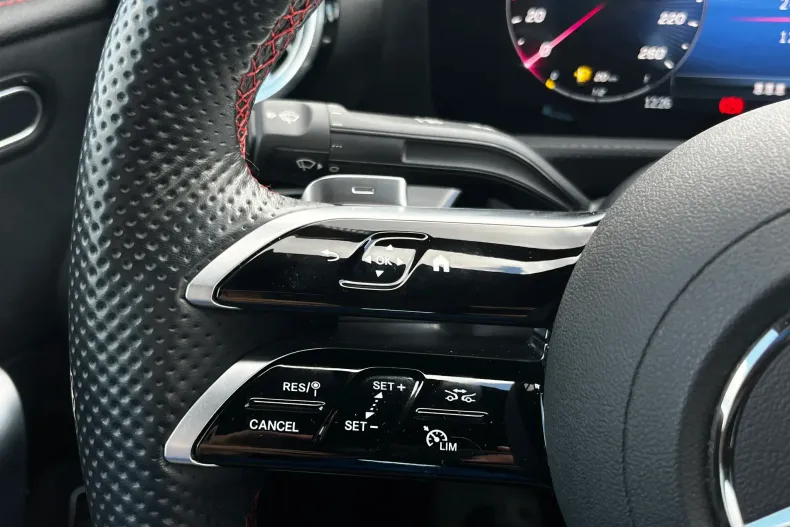 Mercedes-Benz CLA din 2024 cu 12.446 km - oferta MER162756 - foto 15