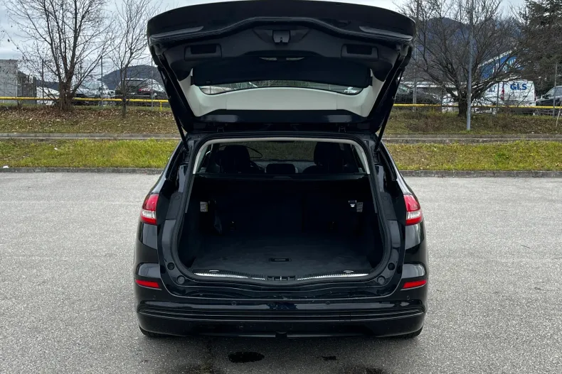 Ford Mondeo din 2021 cu 154.589 km - oferta FOR162758 - foto 23