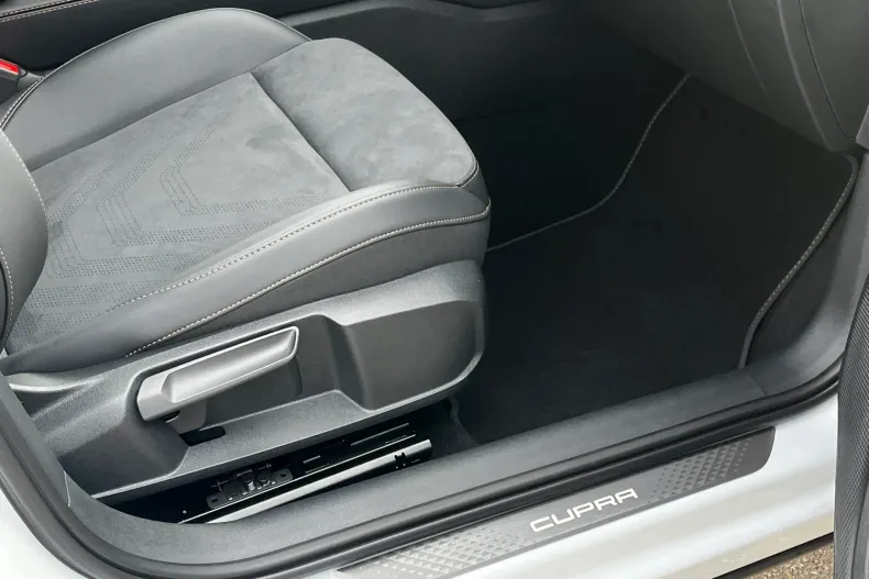 Cupra Formentor din 2025 cu 10.405 km - oferta CUP162759 - foto 12