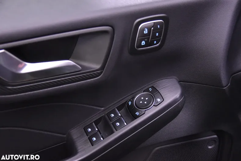 Ford Kuga din 2025 cu 950 km - oferta FOR162764 - foto 14