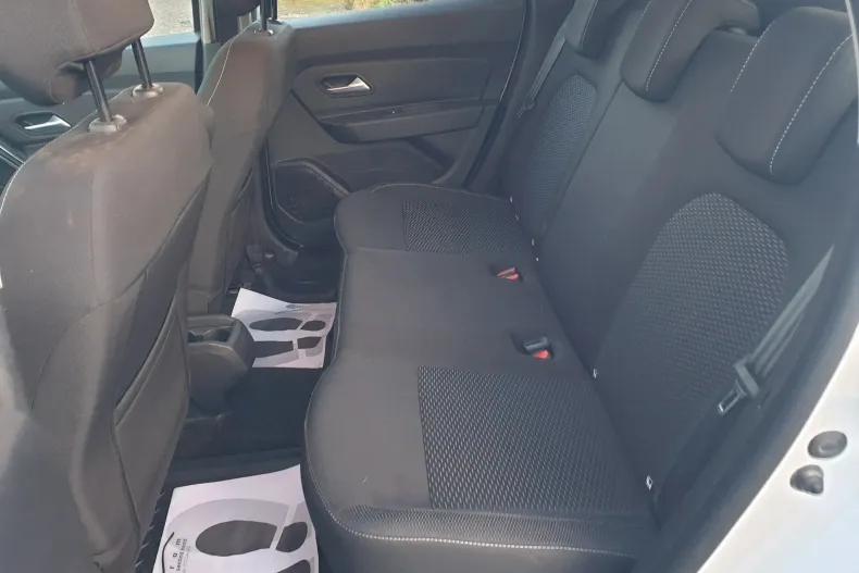 Dacia Duster din 2021 cu 107.925 km - oferta DAC162765 - foto 17