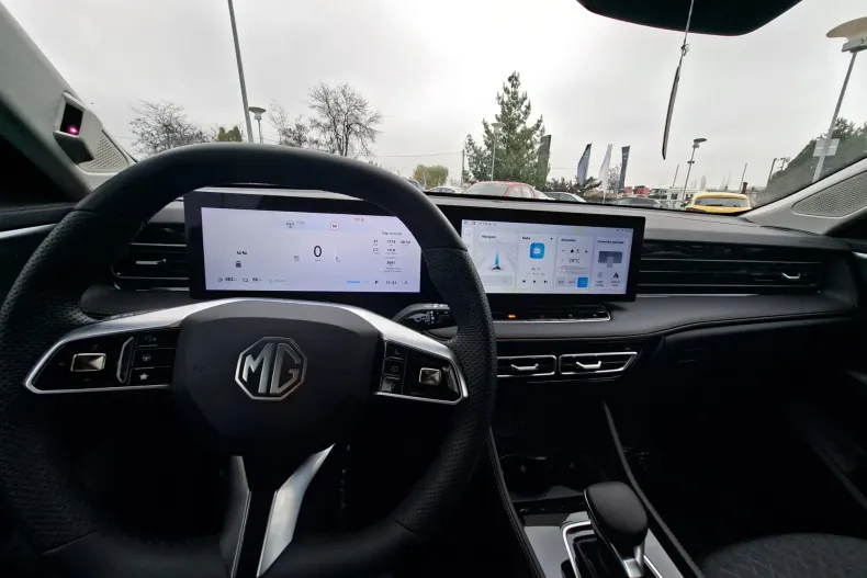 MG EHS din 2024 cu 3.041 km - oferta MG0162778 - foto 27
