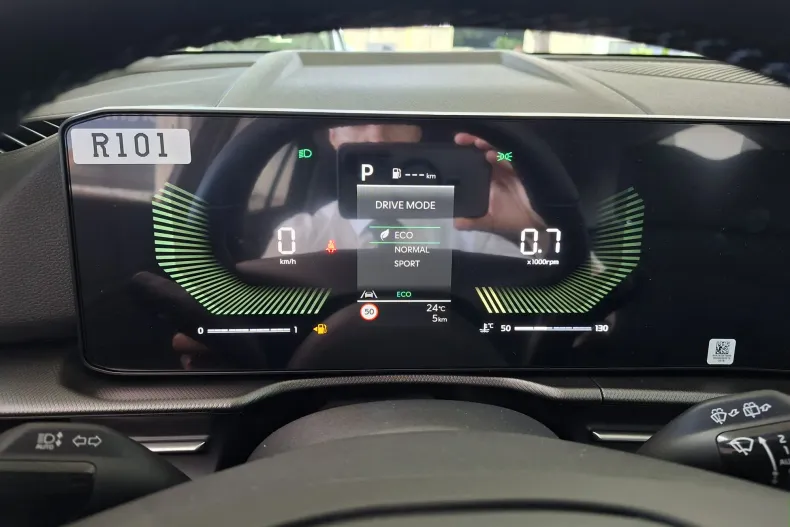 Kia Sportage din 2025 cu 1 km - oferta KIA162781 - foto 31