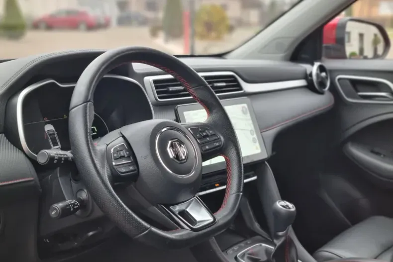 MG ZS din 2022 cu 92.052 km - oferta MG0162790 - foto 11