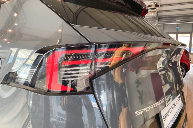 Kia Sportage din 2025 cu 6 km - oferta KIA162795 - foto 6