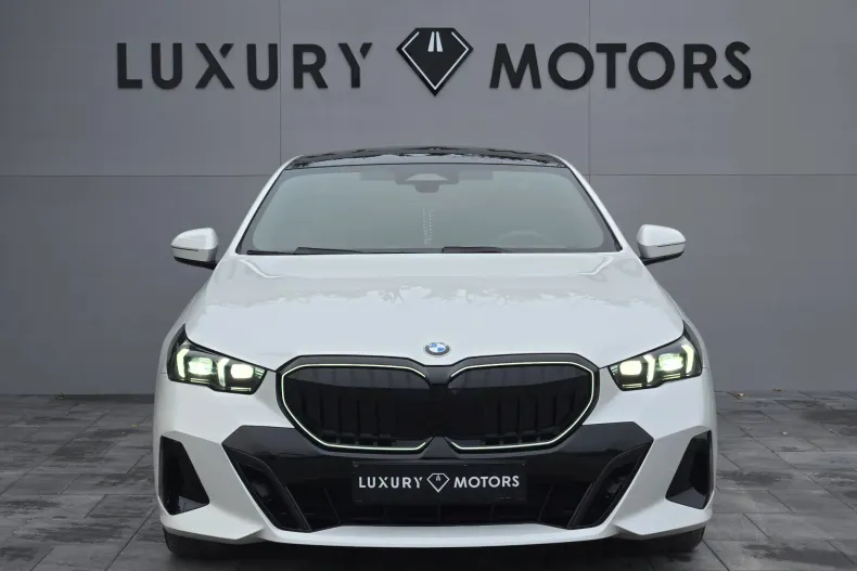 BMW Seria 5 din 2024 cu 36.900 km - oferta BMW162798 - foto 3