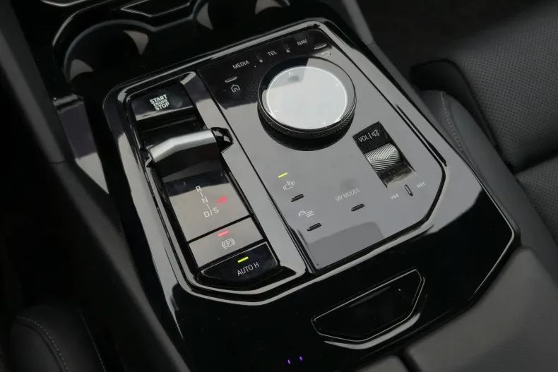 BMW Seria 5 din 2024 cu 36.900 km - oferta BMW162798 - foto 20