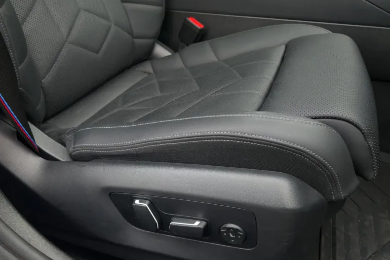 BMW Seria 5 din 2024 cu 36.900 km - oferta BMW162798 - foto 24