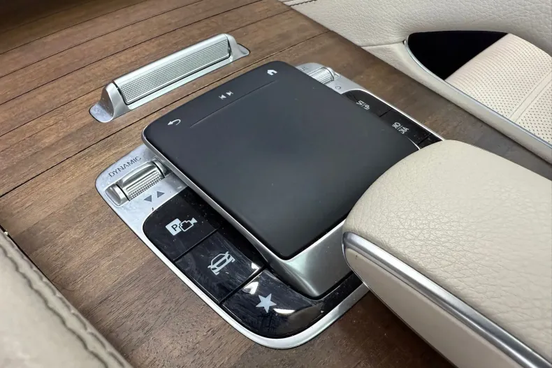 Mercedes-Benz GLS din 2021 cu 83.261 km - oferta MER162799 - foto 17