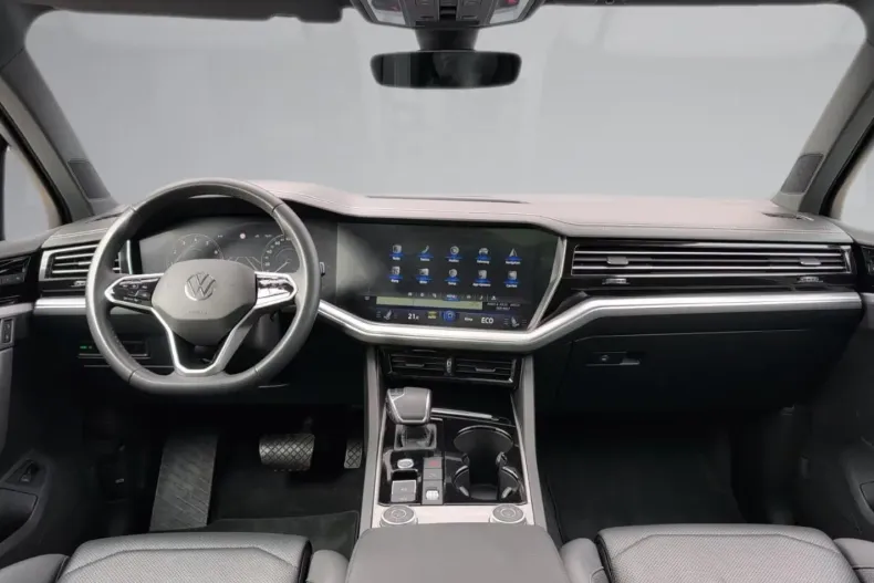 Volkswagen Touareg din 2022 cu 64.680 km - oferta VOL162800 - foto 12