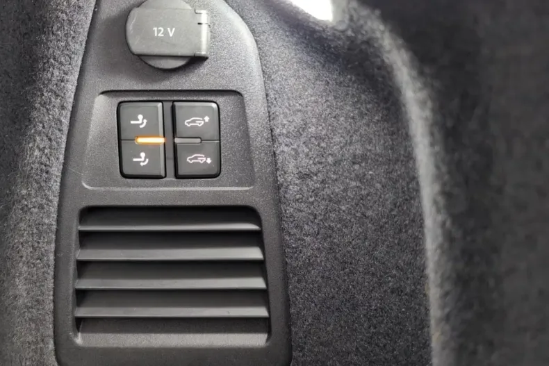 Volkswagen Touareg din 2022 cu 64.680 km - oferta VOL162800 - foto 36